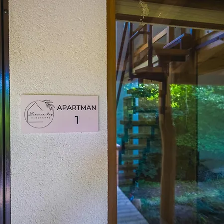 Apartamento Lesence Vendeghaz *